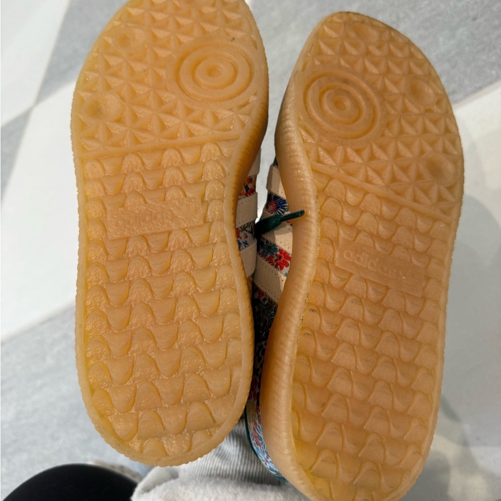 Adidas Liberty Sambae Green Floral Pattern Sneakers - Picture 4 of 4